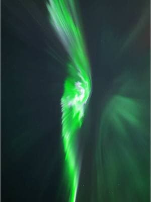 Big aurora! #auroraborealis #northernlights #alaska