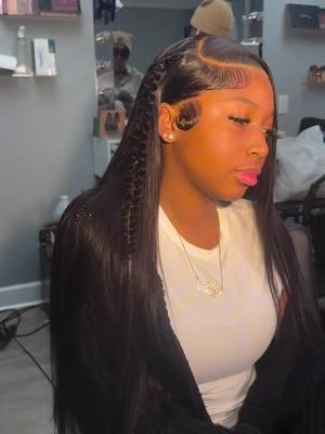 Sooo pretty!Love the amazing wig slayed by stylist @leincesstv #fyp #hairtok #hairinspiration #hairgoals #hairtransformation #wiginstall #wigstyling #wigtrends #butterflybraids #sidepartwig #lacewig #frontalwig #humanhairwigs #straightwig #hdwigs #customwig#wigslayer