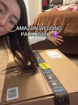 Unboxx with mee 📦 #weddingpackage #gettingweddingready #2025wedding #fyp #foryourpage #unboxwithme #amazonpackage 