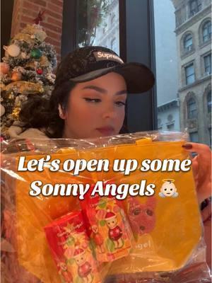 Let’s unbox some @sonnyangel.usa from @Kinokuniya USA in NY #sonnyangels #ny #unboxing #blindbox #surprisebox ##kinokuniya #nyc 