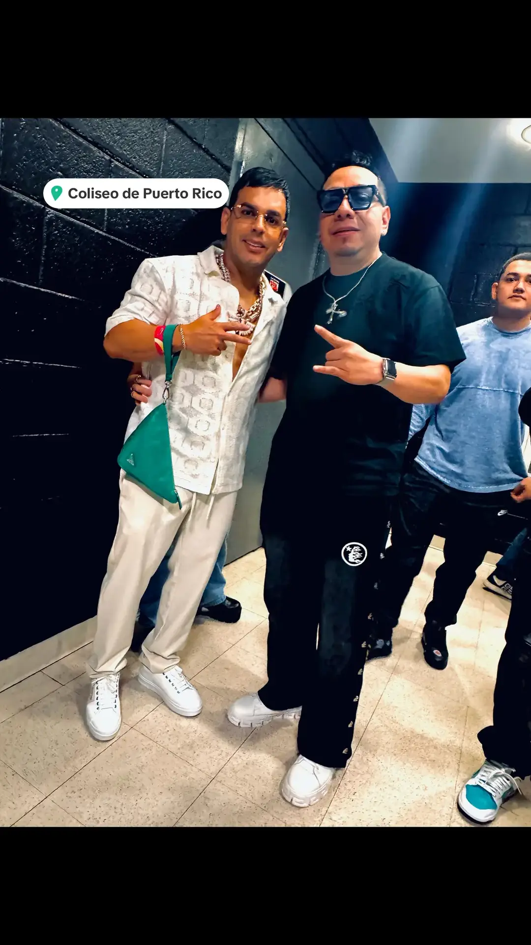 @TITO EL BAMBINO excelente tipaso y con mucha humildad 🫡 Algo de las vivencias que me dejó la isla del encanto Puerto Rico 🇵🇷  Su gente es única ✨❤️ Puerto Rico 🇵🇷 está cabronnnnn 🐐 #parati #djfirmex #grupofirme #laultimapedatour2024 #pr 