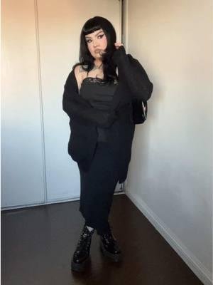 brujita vibes 🖤🌙 also been loving just a blank lid with winged liner only 🖤  #gothstyle #whismygoth #altstyle #althair #blackhair #grimreapersglamour #outfitinspo #outfitideas #longskirt #allblackoutfit #dresses #cardigan #portalsparfums #portalsmelaniemartinez 