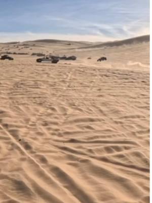 Huge Send! #glamis #glamislife #glamishub #glamisdunes #glamissanddunes #sanddunes #fyp #viral #glamisduners #sandcar #sandrail #oldsmobilehill #glamisjump