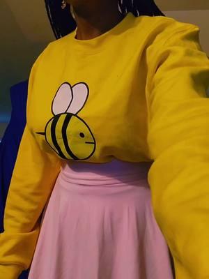 I can't stop repeating this song that she says lol #beeandpuppycatbee #beeandpuppycatbeecosplay #beeandpuppycat #beeandpuppycatcosplay 