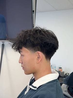 Taper fade haircut  Houston Texas  #houstonbarber #haircut #barber #hairstyle #asianbarber #fringe #straighthair #taper #midtaper 