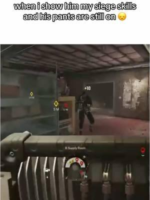 knew i was cooked when the jammer came out #fyp #tszmo #GamerGirl #viral #rainbowsixsiege #r6 #pcsiege #gaming 