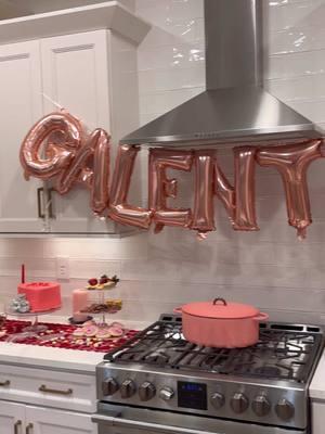 Last years Galentines 🩷🌹🫶🏼 my  decor / party faves are on my LTK & amazn! #galentines #ValentinesDay #galentinesparty #galentinespartyideas #valentinesdiy #galentinesday 