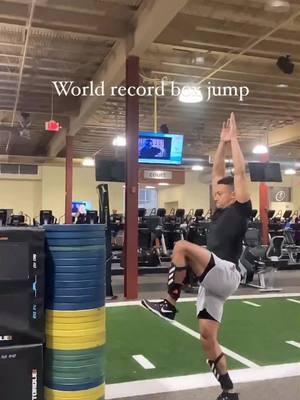 Can you beat his record?? Chris Spell is jumping into the week like a champ 💪🏼😤 Fit Expo is almost here!!!  Get your tickets now 🎟️ #ChrisSpell #worldrecord #jumping #mondaymotivation 