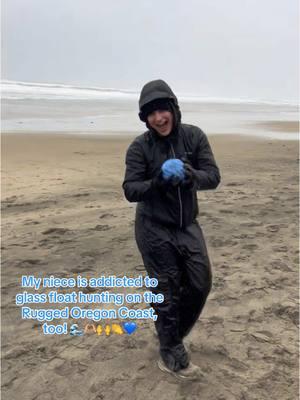 My niece is addicted to float hunting on the Oregon Coast, too! Google Finder’s Keepers Lincoln City, Oregon! (My niece hunted for miles, too—gotta put in the time to find one!)  #treasurefinds #lincolncity 