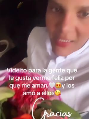 Videito para la gente que le gusta verme feliz por que me aman 🤍😍y los amo a ellos😘 #amor #seafeliz #amorverdadero #momentoscondios #mensajesbonitos 