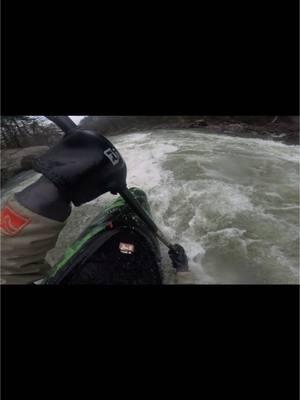 Them 20 degrees are hitting hard #amuixx #whitewater #whitewaterkayaking #kayak #kayaking #lettmann #