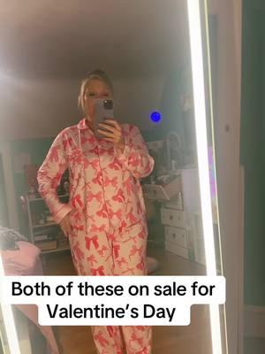 #mirrorledlight #pajamas #pajamaset #mirror #ledlights #tiktokshopcreator #tiktokshopfinds #tiktokshopholidaydeals #mademyyear #tiktokshopfinds #valentinesdaygift #valentines #giftguide #valentines #onsalenow️️️🔥🔥🔥🔥 