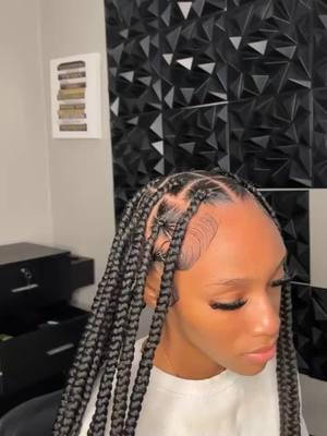 THANK YA !!  Medium knotless braids 😍😍😍’  Click link in bio to book 👇🏾 https://Badbcreations11.as.me/  #hainescityfl #polkcountyfl #winterhavenflorida #polkcountystylist #davenportflorida #lakelandflorida #aurbundalefl #polkcountybraider #winterhavenfl #winterhavenbraider #braids #braidsbraidsbraids #braidsgang #braidsatl 