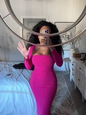 A HEAD TURNER!!!  The pink was a hit girls! #datenightdress #dinnerdate #dinneroutfit 