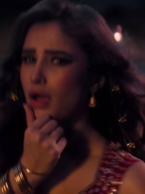 Debut and already killing with the expressions #rashathadani #azaad #raveenatandon #bollywoodsong #starkid 