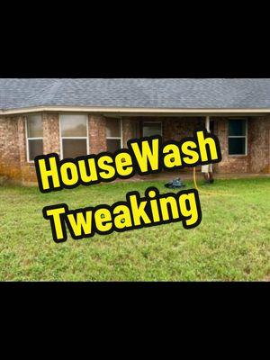 Give Me A Dirty House To clean We gone Tweak everytime #liangeloball #fyp #pressurewashing #tweaker #cardetailing #housewashing 