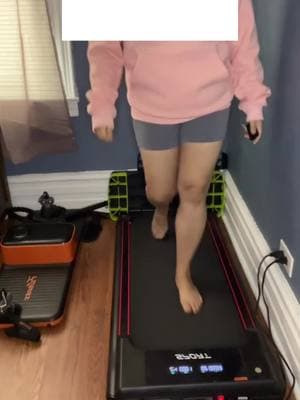 #underdesktreadmill #underdeskwalkingpad #walkingpadreview #walkingpad #dealsforyoudays #treadmill #fitspo #fitspiration #blackfriday #christmaspresent