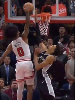 DUNK OF THE YEAR #chicagobulls #cobywhite #wemby #victorwembanyama #basketball #coby #hoopers 