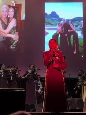 “Fantasmas” with Mariachi Nuevo Azteca 🤍 #fantasmas #humbe #fantasmashumbe #vivamexico #mexico #fyp #mariachigirl #mariachistiktok #mexican #latina #cantantesmexicanos #mariachi #recuerdos 