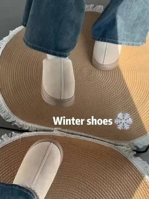 shoes I'm wearing this winter❄🤍 #wintershoes #winterfashion #wintertrends #style #winteroutfits #shoelineup #ugg #uggtazz #uggtazzplatform #tallboots #uggultramini #blackboots #vincecamuto #adidas #adidasgazelle #samba (3)