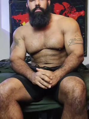 Could you handle a 295 pound man? #musclegodsamson #muscledaddysamson #samsonbiggz #samsonidas #halfblackhercules #theoracleofarizona #bodybuilder #muscleman #musclestud #muscledaddy #men #malemodel 