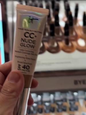 IT Cosmetics Your Skin But Better CC+ Nude Glow with SPF40 and it comes with a free brush!! #ITCosmeticsCCCream #NudeGlow #MakeupMustHave #CCCreamSale #FlawlessFinish #SPFProtection #EverydayMakeup #BeautyEssentials #newyearnewaura #spotlightfinds #ttsbeautybesties #tiktokshopyearendsale #mysupermoments #mademyyear #TikTokShop #newyearnewaura #shoplunarnewyear #tiktokshoploveatfirstfind 