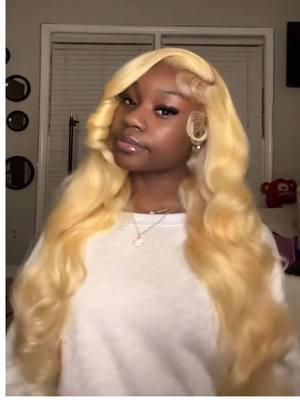 This cute look really got me 🤩 . 👉🏽Hair: 30 inch 13x4 Lace #613 blonde body wave wig  👸🏼Pretty: @tori  #megalook #megalookhair #613wig #blondehair #blondewig #bodywave #lacefrontwig #barbieblonde #wiginstall #wigtok 