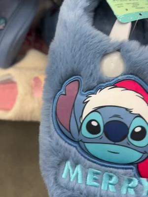 Stitch lovers ❤️💙 #stitch #ohana #lilo #liloandstitch #liloystich #hawaii #liloandstich #stitchkindness #stitchthis #stitches #stitchlover #stitchbraids #funny #explore #foryou #fyp #capcut 