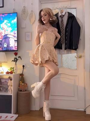 🎀 Exquisite and personalized dresses are perfect for romantic weekend life! 💕The light pink tutu skirt looks like a cute and smart fairy, the red sports suit is perfect for weekend fitness, the lavender short suit is ready for your home party, put on the pink floral suit and become a gentle and charming girl! 🌼 Twins Pear Blossom Corset Dress 🍓 Vibrant Strawberry Sports Suit 🩰 Chambord Ballet Knit Suit #lacemade #girlyoutfits #girlydress #softgirlaesthetic #softgirlaesthetic #softgirloutfits #girldress #dresses #partydress #sweetdress #cutedress #modernvintage