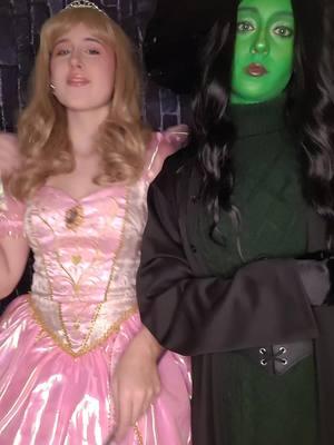 @: D your green #fyp #fypシ #foryourpage #specialeffectsmakeup #cosplaymakeup #makeup #cosplayer #sfx #cosplay #wicked #wickedthemusical #wickedmovie #wickedwitch #glinda #glindathegoodwitch #elphaba #elphabaoriondoherty #wizardofoz #witch #wickedwitchofthewest 