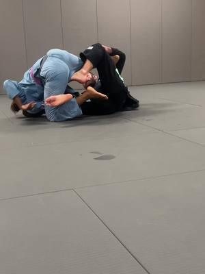 waiting until I can get back to this 🥲 #bjj #jiujitsugrappling #jiujitsulifestyle #jiujitsutiktok #jiujitsugirl #bjjwomen 