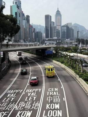 “City vibes like no other 🌆✨ From bustling streets to towering skyscrapers, Hong Kong never ceases to amaze. The perfect blend of urban energy and stunning architecture! 🚦🏙️ #HongKongDiaries #CityLife #SkyscraperViews #UrbanAdventure” #HongKong #Cityscape #TravelGram #UrbanExploration #NightLights #ModernArchitecture #TravelVibes #Wanderlust #CityDreaming #AsiaTravel #SkylineViews #ExploreTheWorld #CityLovers #Trending