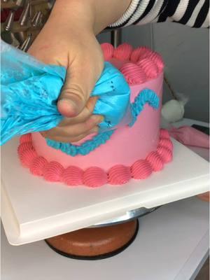 #CapCut Pink cake#tiktok #fyp #cake #cakepiping #cakepipingvideo #cakemachine 