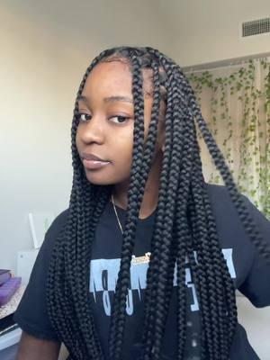 needed a hold me over style for the next week or 2, havent done straight black braids in a minute tbh #jumbobraids #braids #fyc #knotlessbraids #hairtutorial #curls #afro #protectivestyles #braidstyles 