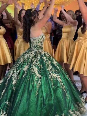 A night filled with magic, elegance, and celebration! This stunning emerald green gown with intricate floral details stole the show, perfectly complementing the golden glow of the evening. The energy in the room was contagious as everyone came together to honor this beautiful milestone. Moments like these make Sweet 15/16s unforgettable!  #sweet16 #sweet15 #birthdayparty #birthdaygirl #birthdaysurprise #fiesta #fiestaparty #fiestadequince #cumpleaños #cumpleanosfeliz #dancing #dancingmom 