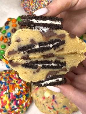 Oreo stuffed 🔥🔥🔥🍪🍪🍪 #oreo #cookies #cookiesbydrew #cookie #stuffedcookies #gooeycookies #eats #Foodie #cookierunkingdom 