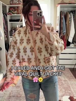 My husband told me “That jacket compliments you so well. It is so happy” SO SAFE TO SAY ITS A WINNER #floraljacket #viraljacket #quilted #quiltedjacket #grandmacore #dopaminedressing #winterjacket #wintercoat 