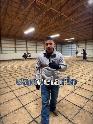 Tirada de cemento en el próximo video 🫡 #cemento #concrete #construction #contractor #business #negocios #entertainment #entrepreneur #entrepreneurship #mexico #mexican #latino #laraza #colorado #denver 