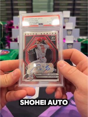 Bigger is better, Shohei Ohtani Auto 😜 #sportscard #sportscardscollector #sportscardsinvesting #sportstiktok #whodoyoucollect  #auto #NBA #cardbreaks #livebreaks #football #nfl #rookie #paniniamerica #basketball #footballcards #basketballcards #baseball #MLB #baseballcards #tradingcards #prizm #fanatics #topps 