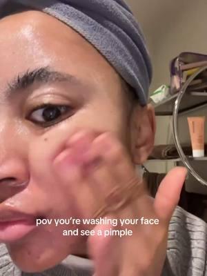 It’s ok it’s normal 😇 #skincarememe #washingface 