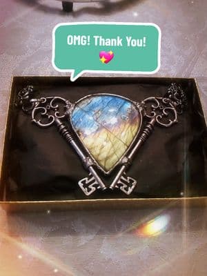 Come pack an order with me for Erica! #gratitudealways #appreciation #thankyou #hekate #hecate #necklace #labradorite #keys #tiffanytechnique #silver #softsoldering #ooak #artistsoftiktok #witchtok #creative_goddess_goods #alchemist #witchesoftiktok #witchessupportingwitches @Erica Bruja 