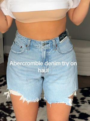 👖 try on haul @abercrombie definitely found some staples. Linked in my LTK if you want to snag #abercrombiejeans #abercrombiehaul #abercrombiestyle #tryonhaul #jeanshorts #denim #abercrombietryon #curvefashion #abercrombiepartner #style #curvelovejeans 