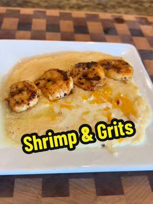 These shrimp & grits will not disappoint! Full of flavor and easy to make, you should definitely try this out sometime! #thatswhereitsat #bbqwithbigjake #southernstringhatco #cajun2step #fyp #TikTokShop @Stalekracker @Southern String Hat Co 