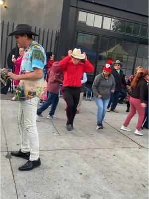 ¡A bailar! 🕺🏻  #luisconritmo #fyp #foryou #mariachi #mariachiloco #goodtimes #dancing 