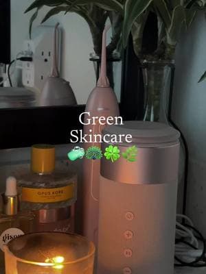 All green skincare 🌴💚🌿🦚 #skincareroutine #skincare #greenskincareproducts #greenskincare #sensitiveskin @Medicube Global @FULLY Skincare @dr Jart+ Skincare @HYDROJUG @Glow Recipe 