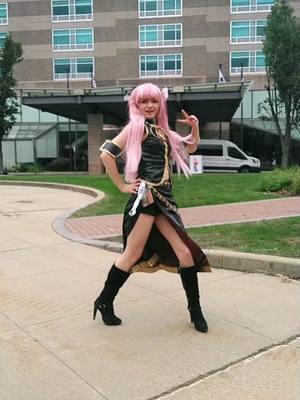 I love this dance sm #idol #vocaloiddance #vocaloidluka #lukamegurinecosplay #lukavocaloidcosplay #lukavocaloid #lukamegurine #luka #vocaloidcosplay #vocaloid #cosplay #cosplayer 