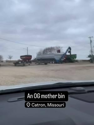 #missouri #graincart #motherbin 