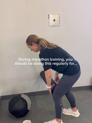 In the gym, these are things you can do to decrease your risk for injuries but it doesn’t stop there. Other things include sleep, rest, hydration, fueling, picking an appropriate training plan and controlling your stress #runtok #runningtips #runningcommunity #marathontraining #halfmarathontraining #hippainrelief #kneepainwhenrunning #injuryprevention #runninginjuries #itbsyndrome #runninginjury #runningtipsdaily 