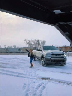 IT FINALLY SNOWED🙌🏼🌨️  COME BUY A BEAUTIFUL DUALLY!!! #freshridesinc #trucksoftiktok #trucktok #duallytrucks #fyp 