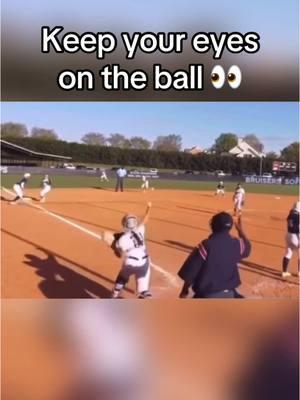 Give them an #Oscar for this #trick #play performance 😮‍💨 (via magicleehawaii/IG) #softball 